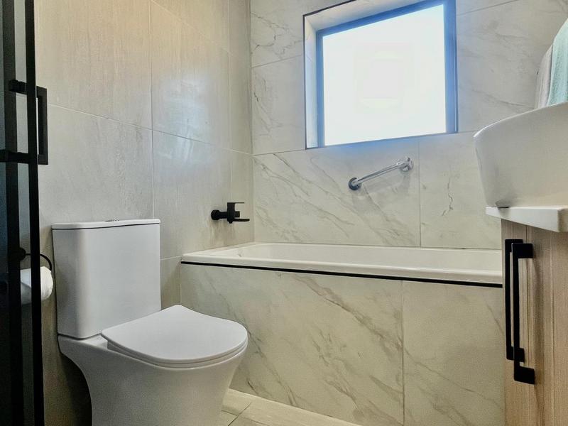 3 Bedroom Property for Sale in Reebok Western Cape